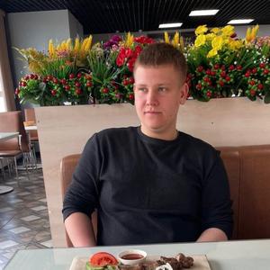 Пётр, 22 года, Красноярск