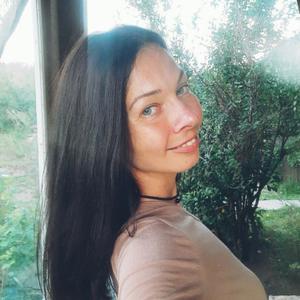 Девушки в Перми: Полина, 37 - ищет парня из Перми
