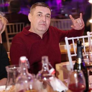 Парни в Ижевске: Игорь, 45 - ищет девушку из Ижевска
