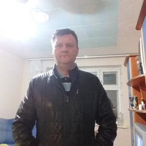 Парни в Азнакаево: Александр Скоробогатов, 52 - ищет девушку из Азнакаево
