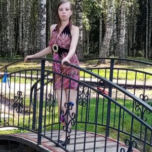 Девушки в Ульяновске: Виктория, 40 - ищет парня из Ульяновска