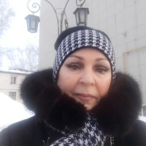 Девушки в Перми: Алина, 69 - ищет парня из Перми