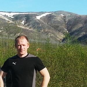Виталий, 38 лет, Магадан
