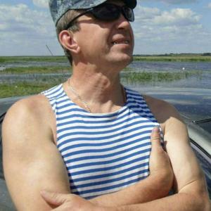Парни в Омске: Евгений Лютый, 62 - ищет девушку из Омска