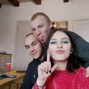 Парни в Смоленске: Петр, 27 - ищет девушку из Смоленска