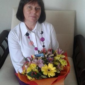 Наталья, 60 лет, Лесной