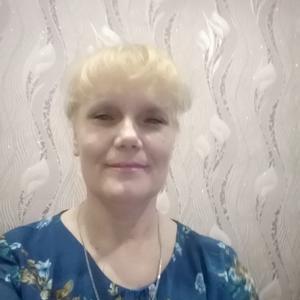 Девушки в Вольске: Валентина, 65 - ищет парня из Вольска