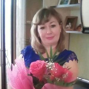Девушки в Туймазы: Клара, 50 - ищет парня из Туймазы