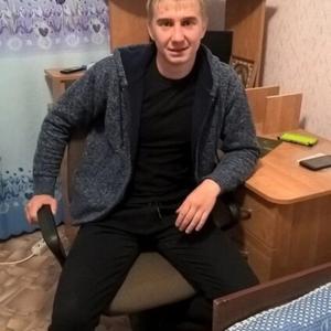 Сергей, 24 года, Новокиевский Увал
