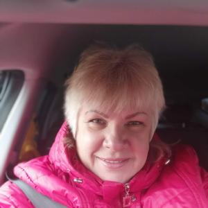 Девушки в Нестерове: Марина, 59 - ищет парня из Нестерова