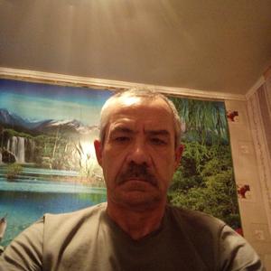 Виктор, 59 лет, Торбеево