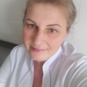 Девушки в Якутске: Светлана, 46 - ищет парня из Якутска