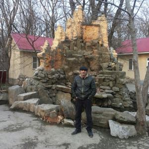 Парни в г. Грозный (Чечня): Арибсан, 60 - ищет девушку из г. Грозный (Чечня)