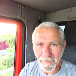 Артур, 59 лет, Крымск