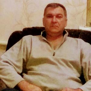 Парни в Новомосковске: Олег, 52 - ищет девушку из Новомосковска