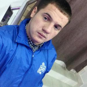 Парни в Владивостоке: Кирилл, 25 - ищет девушку из Владивостока