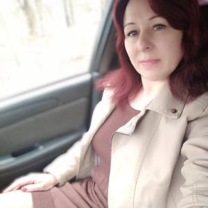 Девушки в Гагарине: Нина, 43 - ищет парня из Гагарина