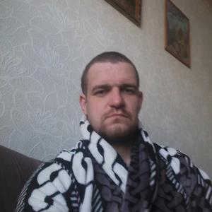 Илья, 39 лет, Череповец