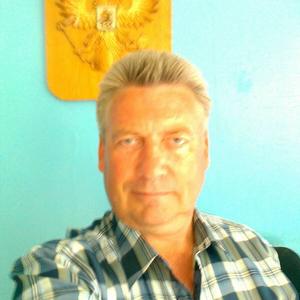 Анатолий, 64 года, Саранск