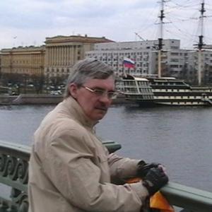 Валерий, 63 года, Киров