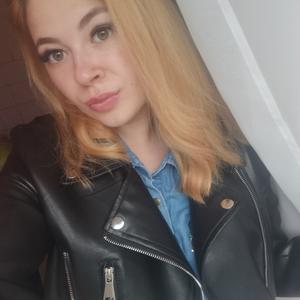 Девушки в Петрозаводске: Ульянка, 23 - ищет парня из Петрозаводска