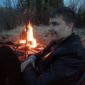 Парни в Зима: Игорь Зарубин, 24 - ищет девушку из Зима
