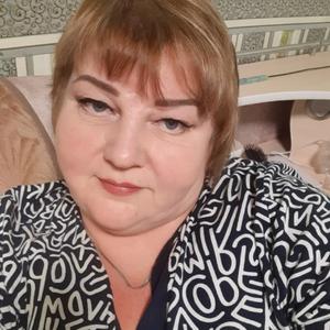 Девушки в Оренбурге: Елена, 44 - ищет парня из Оренбурга