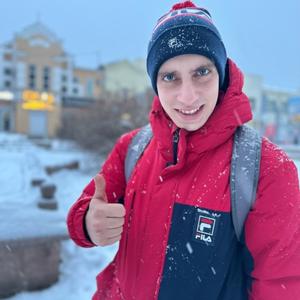 Парни в Новосибирске: Евгений, 22 - ищет девушку из Новосибирска