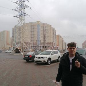 Илья, 19 лет, Курск