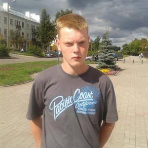 Парни в Пскове: Илья, 27 - ищет девушку из Пскова