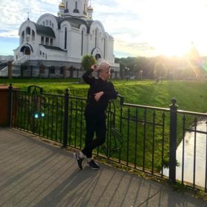 Парни в Калининграде: Паша, 25 - ищет девушку из Калининграда