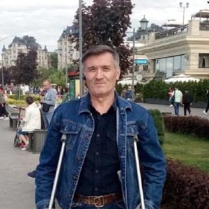 Родион, 59 лет, Казань