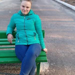 Девушки в Балашове: Ленусик, 27 - ищет парня из Балашова