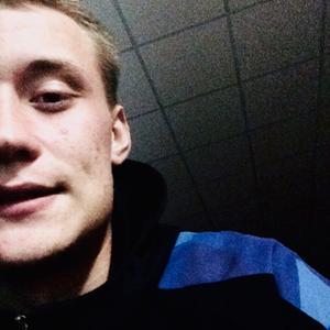 Парни в Шадринске: Андрей, 23 - ищет девушку из Шадринска
