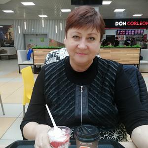 Девушки в Челябинске: Татьяна, 68 - ищет парня из Челябинска