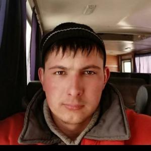 Парни в Альметьевске: Азат, 28 - ищет девушку из Альметьевска