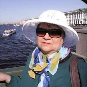 Валентина, 70 лет, Казань