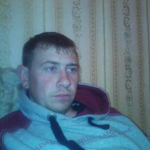 Парни в Гагарине: Димон, 33 - ищет девушку из Гагарина