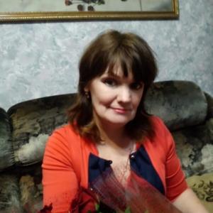 Девушки в Кемерово: Лариса, 50 - ищет парня из Кемерово