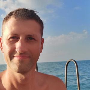 Парни в Солнечногорске: Павел Ам, 40 - ищет девушку из Солнечногорска