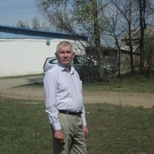 Александр, 68 лет, Барнаул