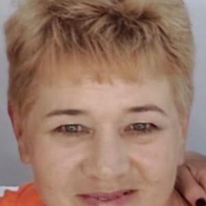 Девушки в Нижнекамске: Сирена, 58 - ищет парня из Нижнекамска