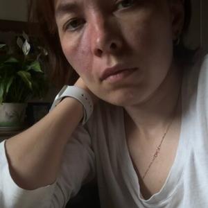 Девушки в Перми: Алена, 40 - ищет парня из Перми