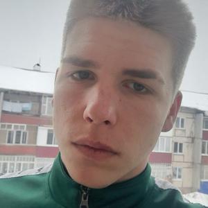 Парни в г. Кунгур (Пермский край): Егор, 24 - ищет девушку из г. Кунгур (Пермский край)