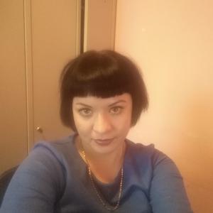 Девушки в Екатеринбурге: Маша, 37 - ищет парня из Екатеринбурга