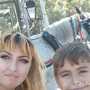 Девушки в Athens: Veronika, 43 - ищет парня из Athens