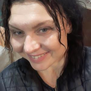 Парни в Назрани: Ольга, 41 - ищет девушку из Назрани