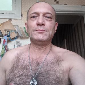 Игорь, 53 года, Новоалтайск