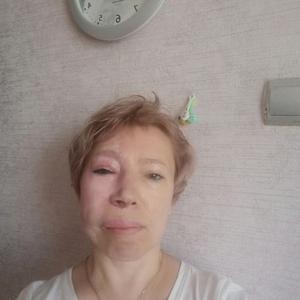 Девушки в Удомле: Юлия Шарафутдинова, 53 - ищет парня из Удомли