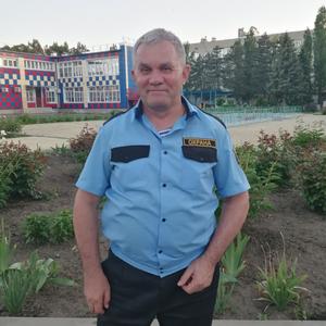 Парни в Азове: Александр, 67 - ищет девушку из Азова